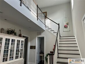 30 Hamilton Dr in Cranbury, NJ - Building Photo - Building Photo