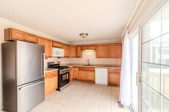 474 N Fox Hills Dr in Bloomfield Township, MI - Building Photo - Building Photo