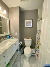 144 Panorama Dr in Edgewater, NJ - Building Photo - Building Photo