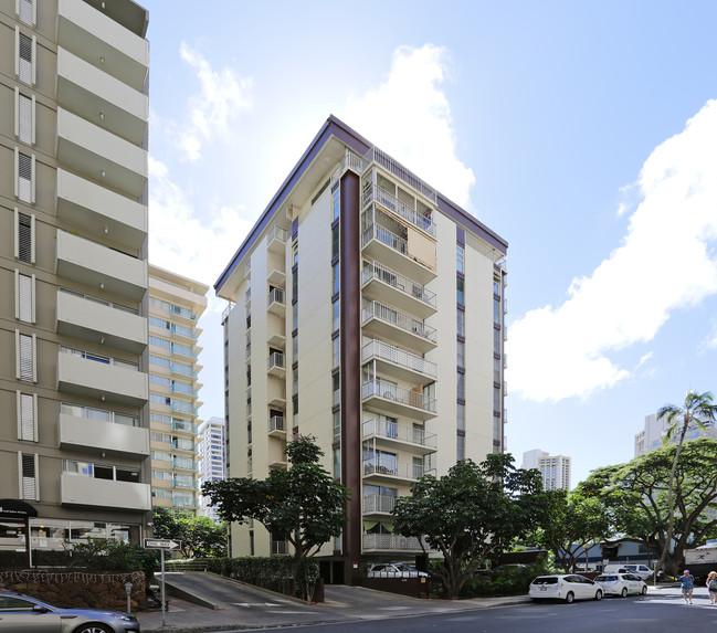 Walina Apartments in Honolulu, HI - Foto de edificio - Building Photo