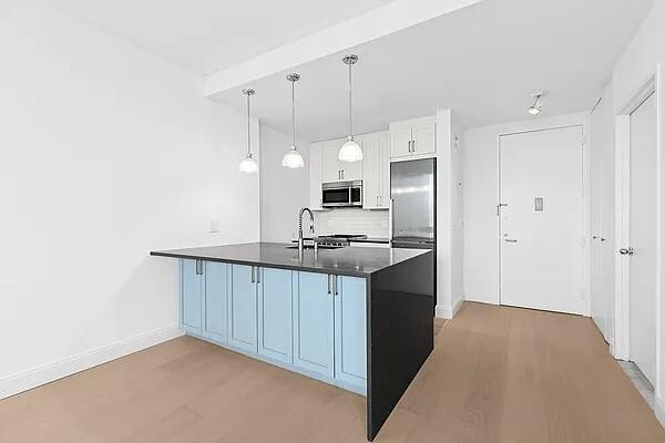 property at 99 Battery Pl