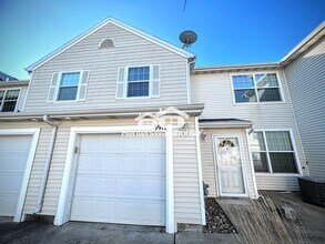 3911 NE Gardenia Ln in Ankeny, IA - Building Photo - Building Photo