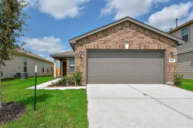11663 Rosewood Forest Ct