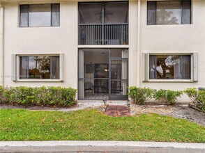 1757 NW 81st Way in Plantation, FL - Building Photo - Building Photo