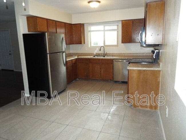 3150 E Cicero St in Mesa, AZ - Building Photo - Building Photo