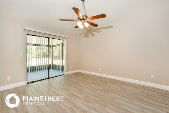 2755 Candler Dr in Deltona, FL - Foto de edificio - Building Photo