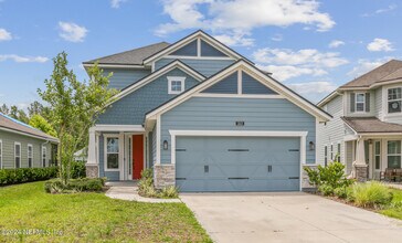 213 Foxcross Ave in St. Augustine, FL - Building Photo - Building Photo