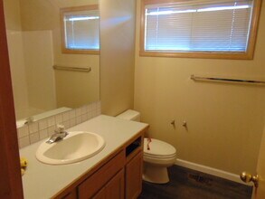 510 SW 167th Ave in Beaverton, OR - Building Photo - Building Photo