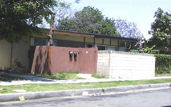 8931 Pacific Ave in Anaheim, CA - Building Photo - Building Photo