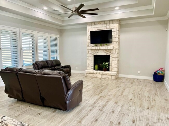 165 Rustic Trl Rd in Odessa, TX - Building Photo - Building Photo