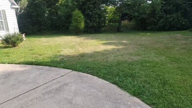 9200 Amy Dr in Charlotte, NC - Building Photo - Building Photo