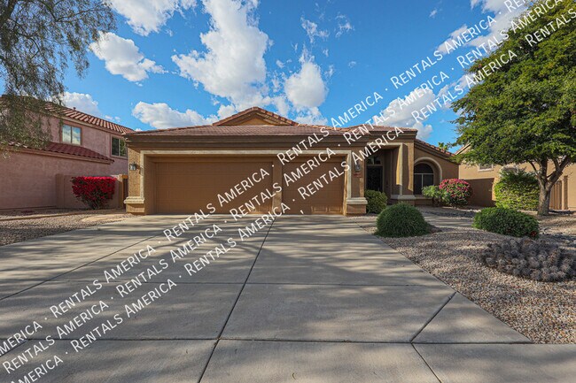 6806 W Skylark Dr in Glendale, AZ - Foto de edificio - Building Photo