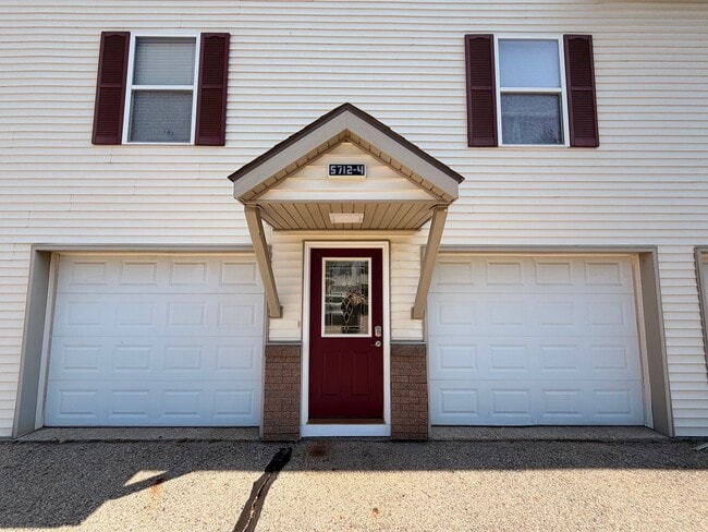 property at 5712 E Town Dr