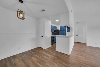 2006 Cloisters Dr in Arlington, TX - Building Photo - Building Photo