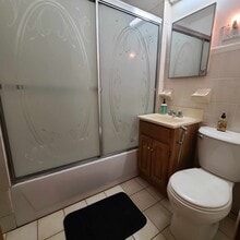 122 India St, Unit 1 A in Brooklyn, NY - Building Photo - Building Photo