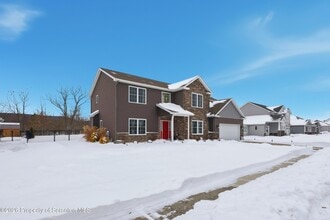 124 Falcon Ln in Archbald, PA - Building Photo - Building Photo