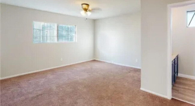 10149 E Ave Q12 in Littlerock, CA - Building Photo - Building Photo