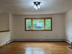 15 Curlew St in Boston, MA - Building Photo - Building Photo