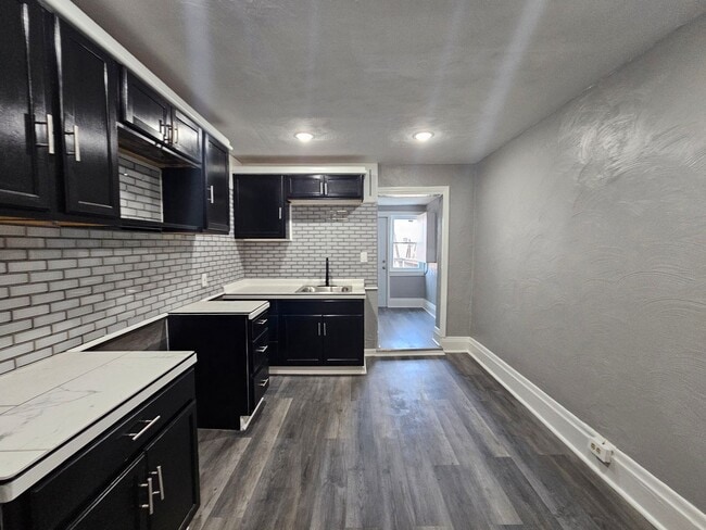 435 E Carson St in Pittsburgh, PA - Building Photo - Building Photo