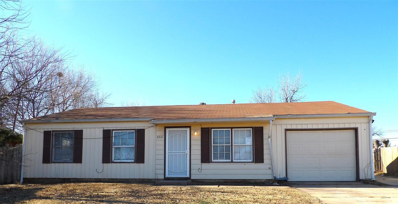 2312 NW 30th St in Lawton, OK - Building Photo