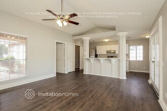 6744 W Turquoise Ave in Peoria, AZ - Foto de edificio - Building Photo