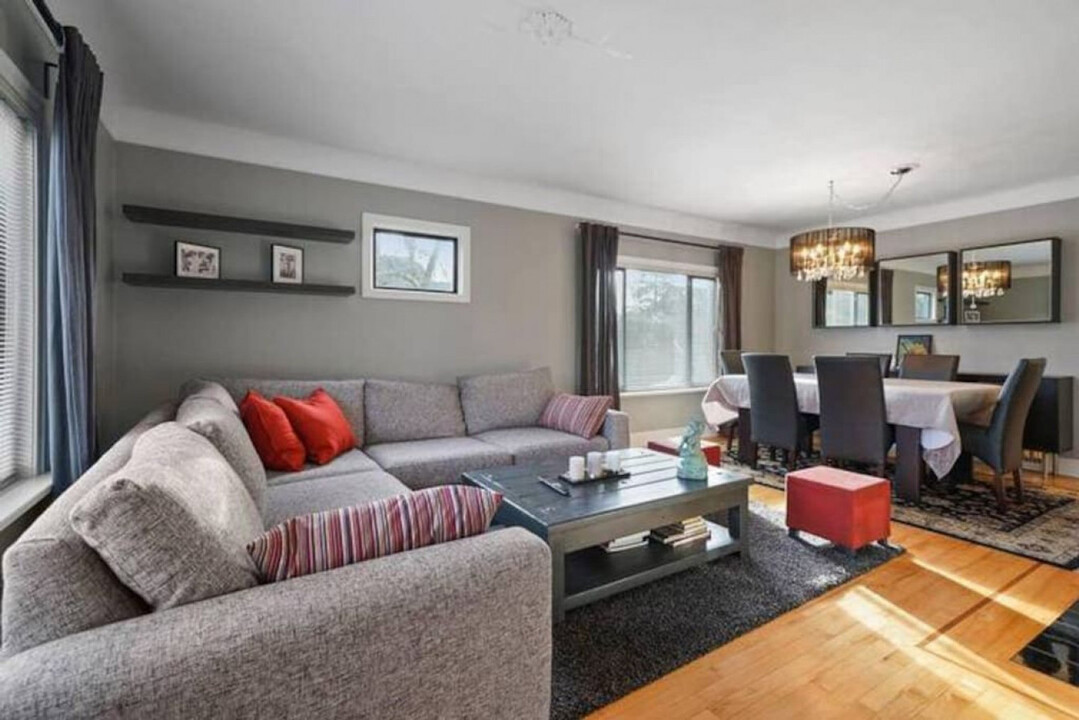 3310 W 7th Ave in Vancouver, BC - Building Photo