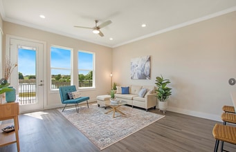 1319 W Main St, Unit 13 in Gun Barrel City, TX - Building Photo - Building Photo