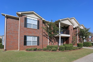 140 on Royal in Madison, AL - Building Photo