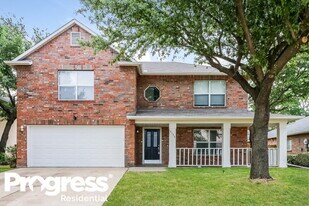 3156 Pine Valley Dr in Grand Prairie, TX - Building Photo