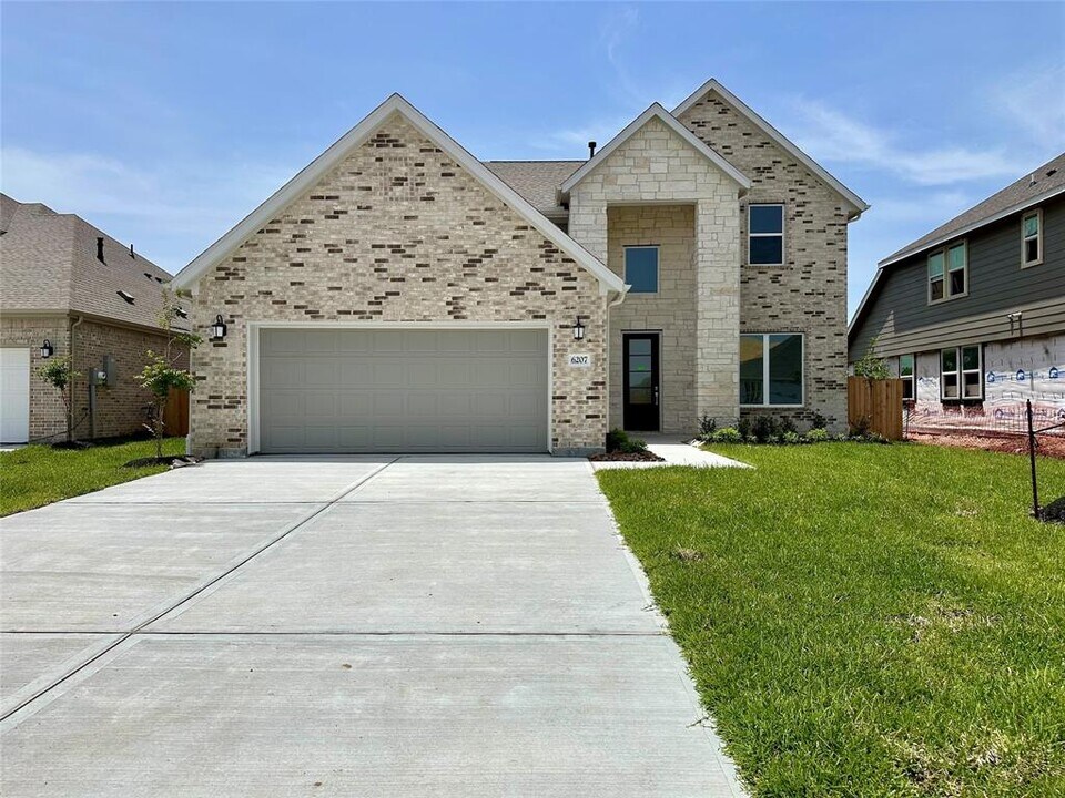 6207 Pelican Ridge Wy in League City, TX - Building Photo