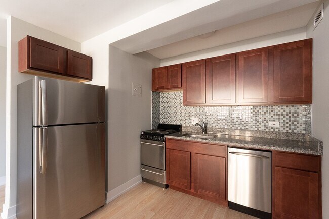 448 W Wellington Ave in Chicago, IL - Building Photo - Building Photo
