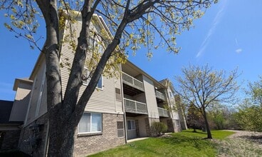 850 Amanda Ln in Pontiac, MI - Building Photo - Building Photo
