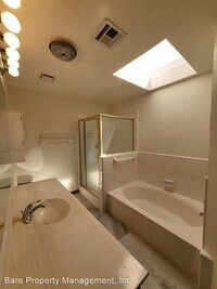 1309 Newbury Dr photo'