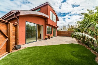 157 W Leucadia Blvd in Encinitas, CA - Building Photo - Building Photo