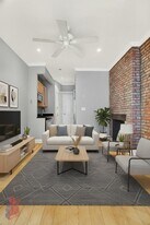 42 Avenue B, Unit 1/2FN in New York, NY - Building Photo