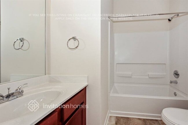 1756 Logan Ridge Cir in Loganville, GA - Foto de edificio - Building Photo