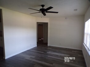 1315 NW Irwin Ave in Lawton, OK - Building Photo - Building Photo
