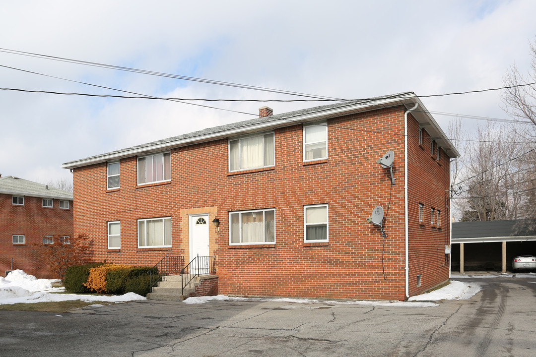 Genesee Square Apartments Photo