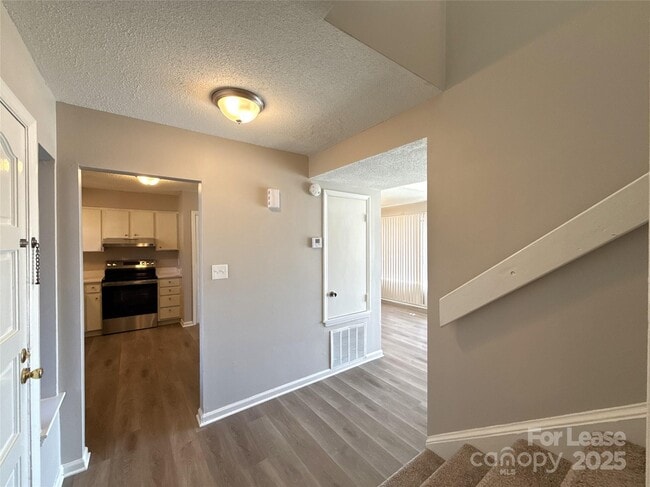 11537 Turn Stone Ct in Charlotte, NC - Building Photo - Building Photo