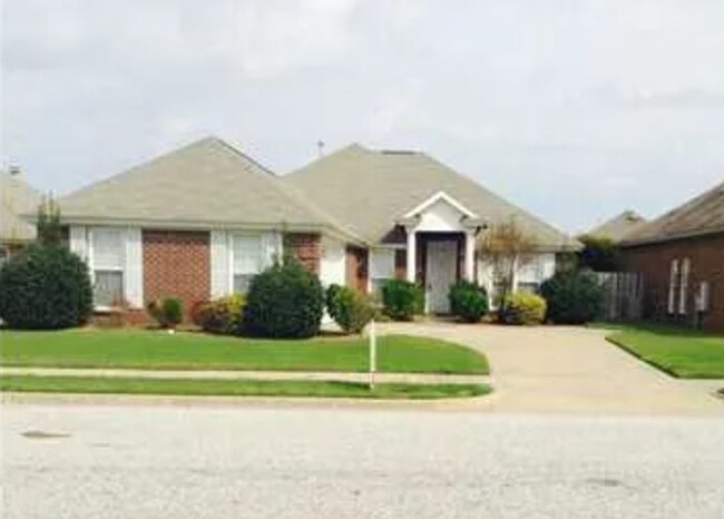property at 8949 Abingdon Pl