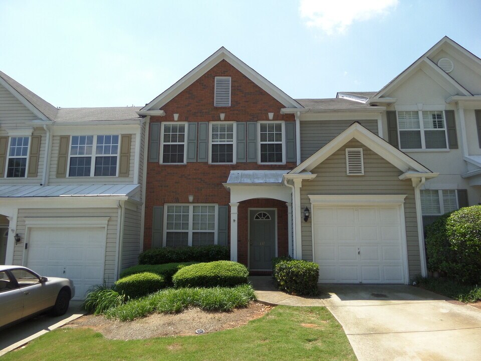 137 Kenninghall Ct in Smyrna, GA - Building Photo