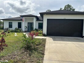 4006 East 2nd Street in Lehigh Acres, FL - Building Photo