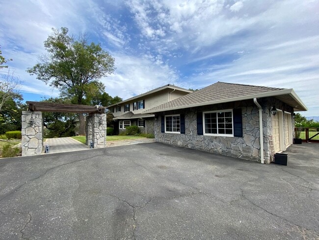 property at 17299 Deer Park Rd