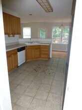 3807 E Forester Ct in Fredericksburg, VA - Foto de edificio - Building Photo