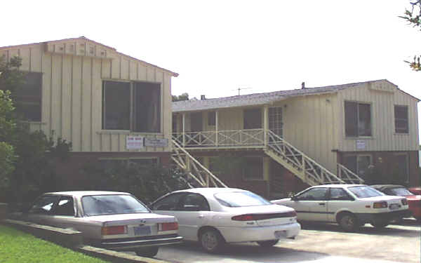 Crestway Apartments in La Jolla, CA - Building Photo