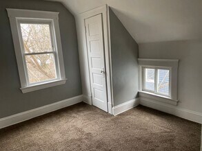 7411 Brinsmade Ave in Cleveland, OH - Building Photo - Building Photo