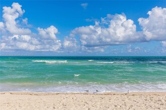 7135 Collins Ave in Miami, FL - Building Photo - Building Photo