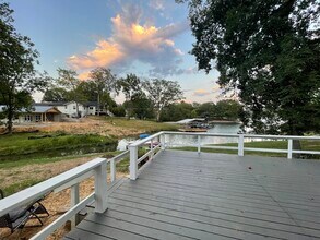 13211 S Egypt Shores Dr in Creal Springs, IL - Building Photo - Building Photo