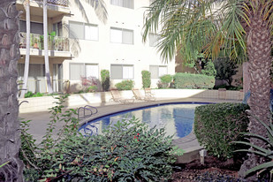 068 - Howard Crown Apartamentos