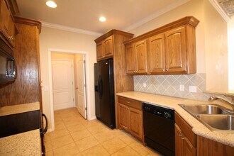 11313 NW 121st Pl in Yukon, OK - Building Photo - Building Photo